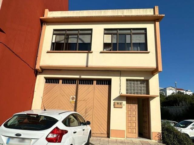 Chalet en venta en Neda