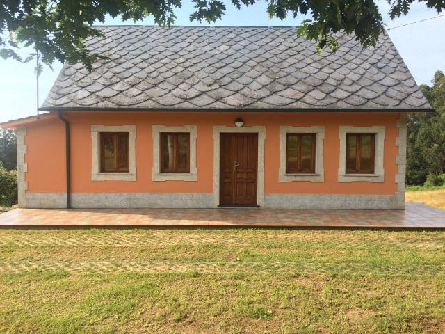 Chalet en venta en Neda, Ferrol