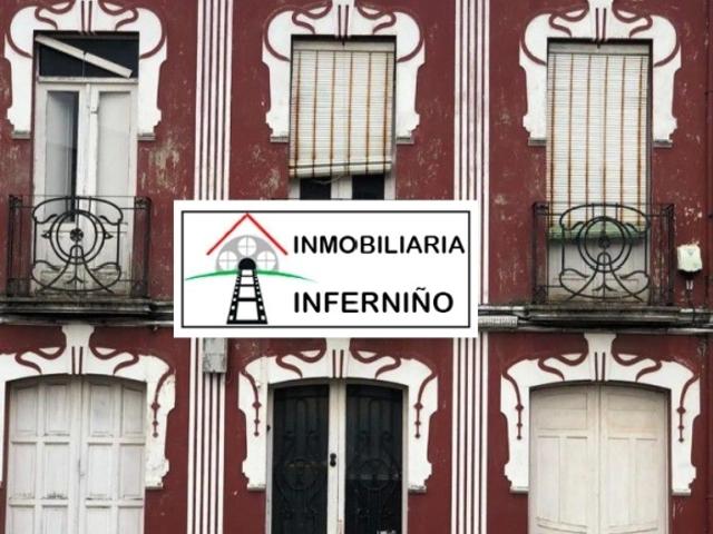 Chalet en venta en Santa María de Neda, Ferrol