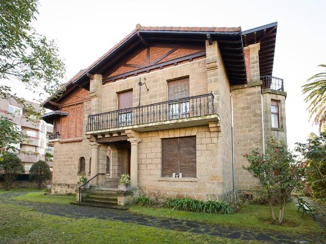 Villa en venta en Getxo, Elexalde Villa en venta en Getxo, Elexalde
