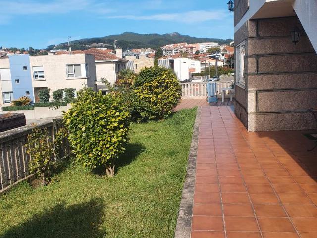 Chalet en venta en A Angustia, Vigo