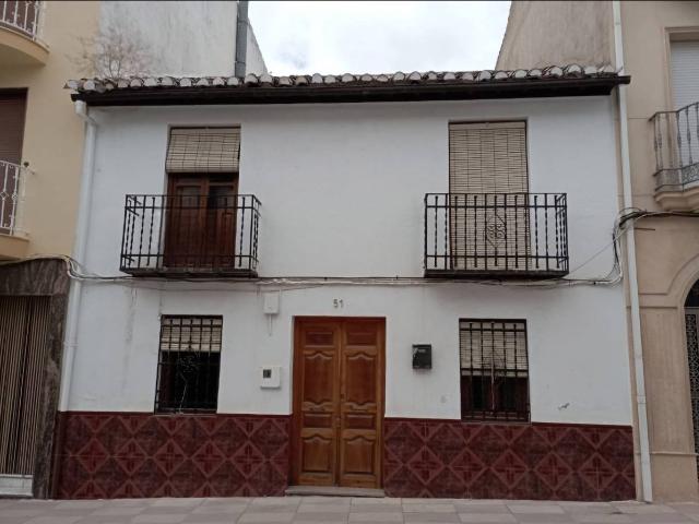 Villa en venta en Noalejo