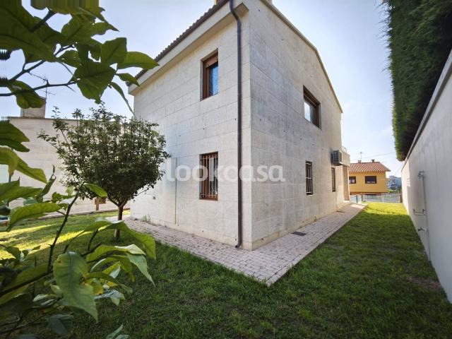 Villa en venta en Sanxenxo, A Florida