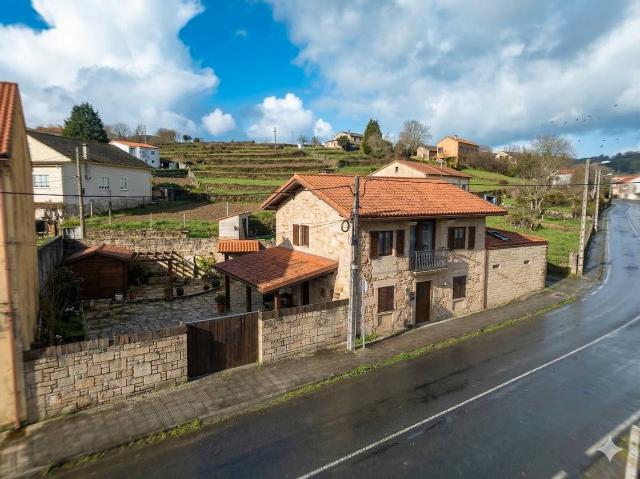 Chalet en venta en Noia
