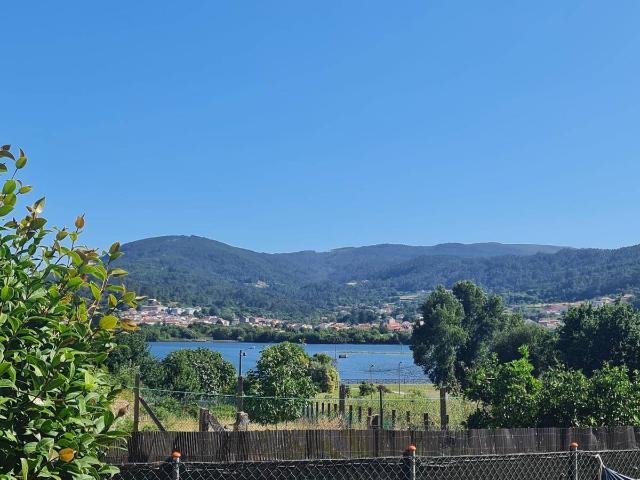 Chalet en venta en Noia