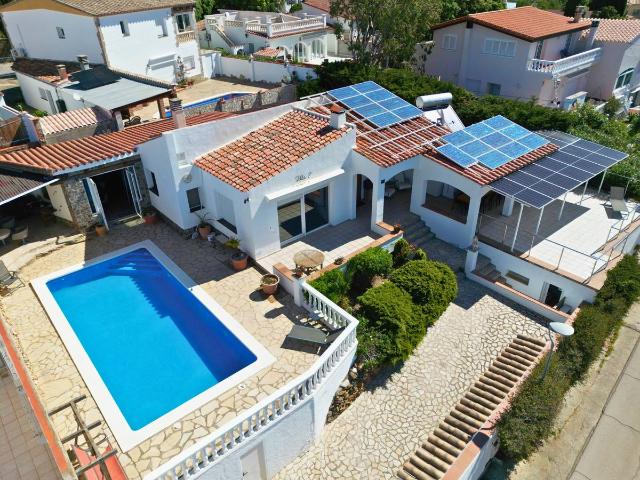 Chalet en venta en Alt Empordà, Catalunya