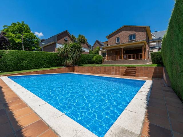 Chalet en venta en Pozuelo Estación, Pozuelo De Alarcón