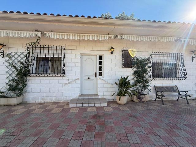 Chalet en venta en La Cruz, el Vinalopó Mitjà / El Vinalopó Medio