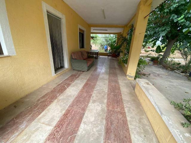Chalet en venta en La Cruz, el Vinalopó Mitjà / El Vinalopó Medio