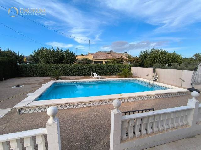 Chalet en venta en La Cruz, el Vinalopó Mitjà / El Vinalopó Medio