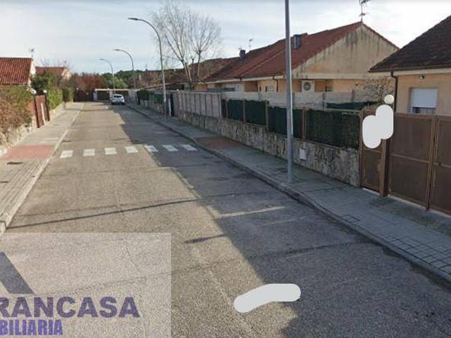 Villa en venta en Novés