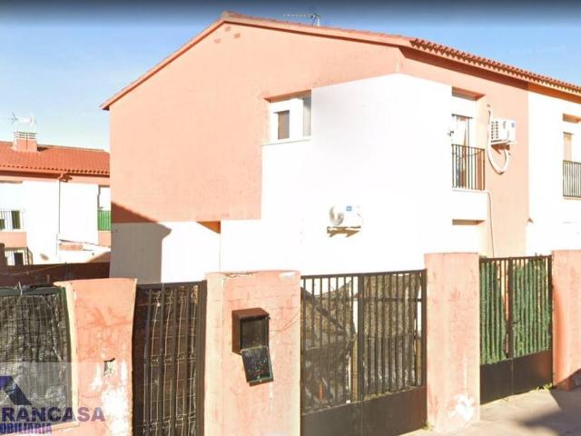 Villa en venta en Novés