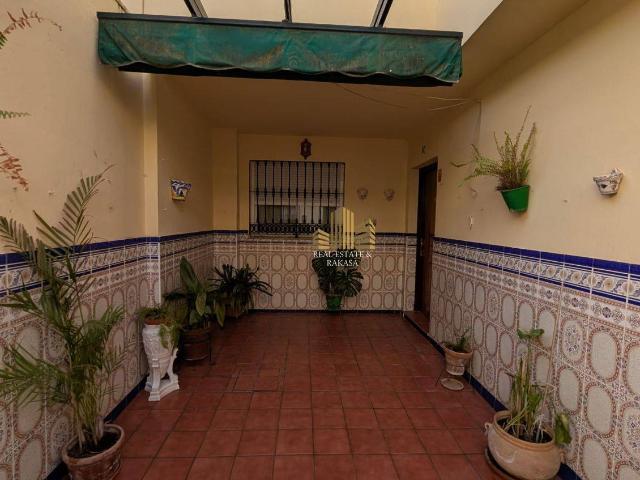 Chalet en venta en Alcalá De Guadaíra, Andalucía