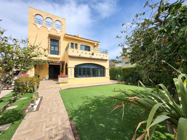 Chalet en venta en Almería, Andalucía