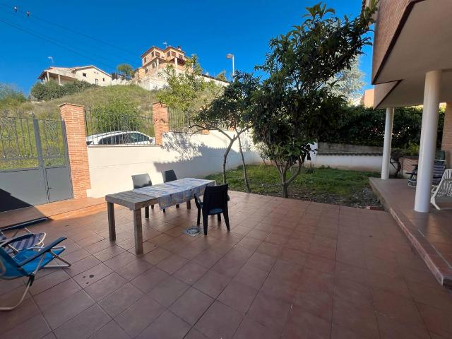 Villa en venta en Aranjuez, Casco Antiguo