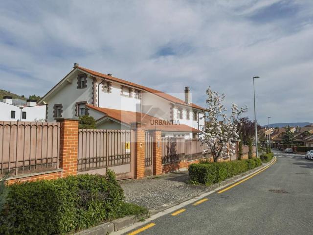 Chalet en venta en Iruñerria, Navarra
