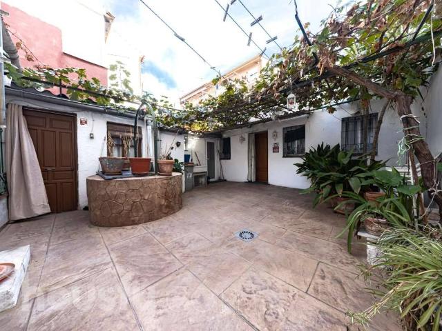Chalet en venta en Cortes, Madrid
