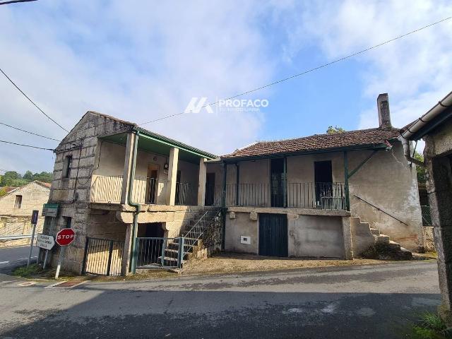 Villa en venta en O Carballiño, O Tellado
