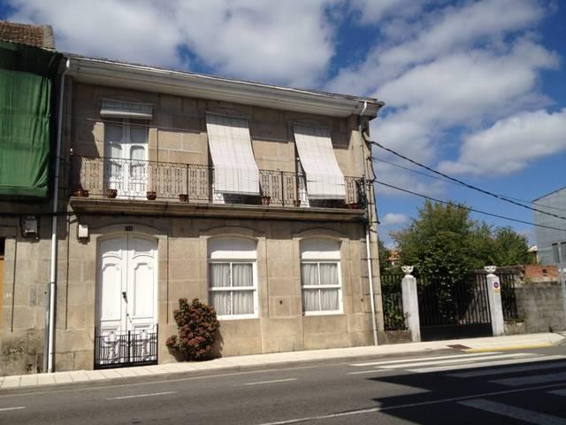 Chalet en venta en O Carballiño