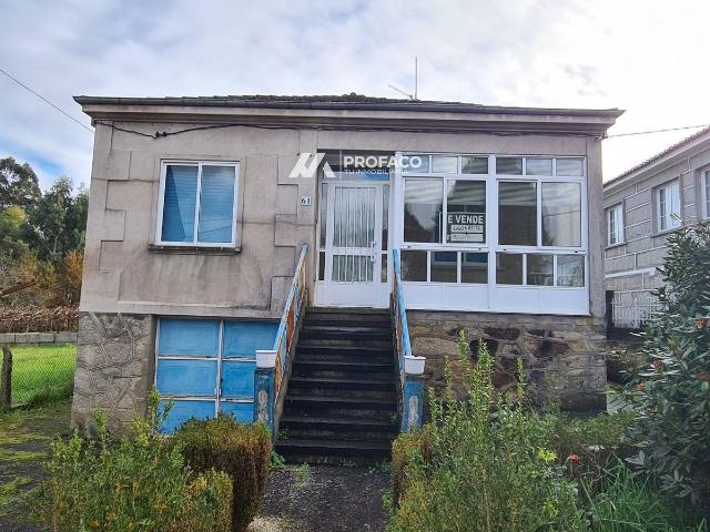 Villa en venta en O Carballiño, O Tellado