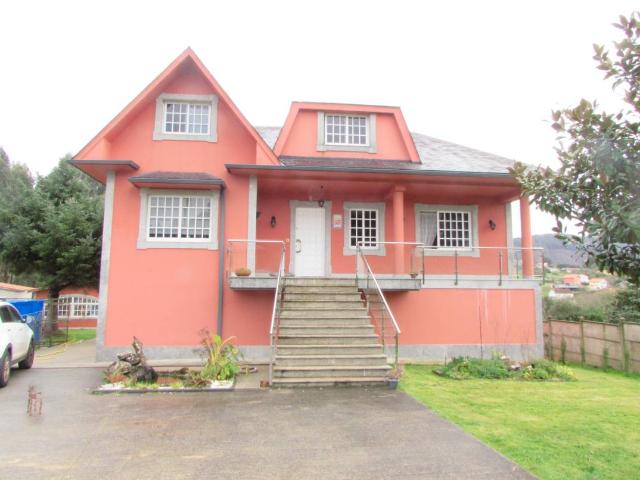 Chalet en venta en Castro, Ferrol