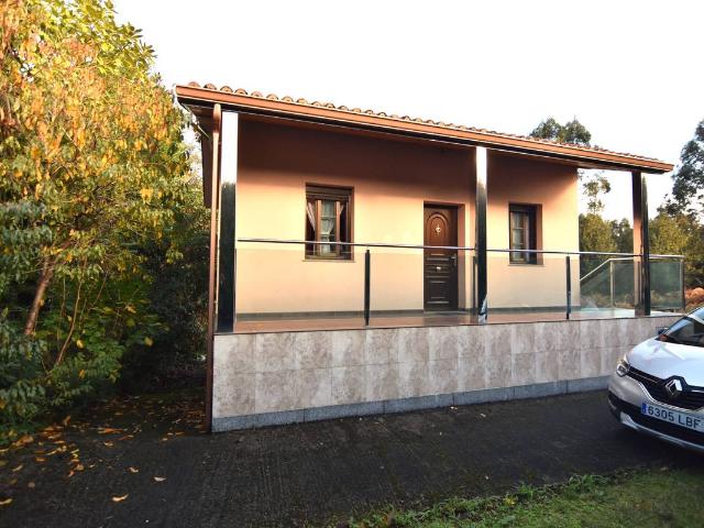 Chalet en venta en Castro, Ferrol