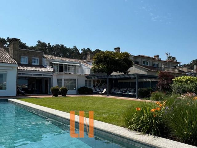 Chalet en venta en O Grove, O Salnés