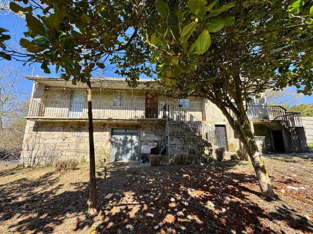 Chalet en venta en O Carballiño, Galicia