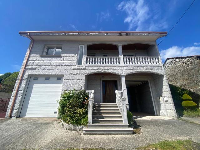Chalet en venta en O Carballiño, Galicia