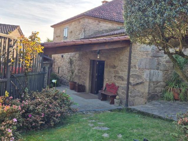 Chalet en venta en Ames, Santiago