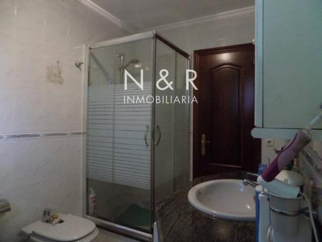Chalet en venta en Ames, Santiago