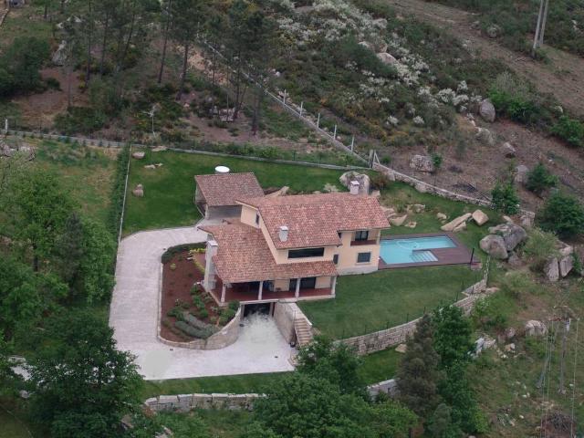 Chalet en venta en O Pereiro De Aguiar, Ourense