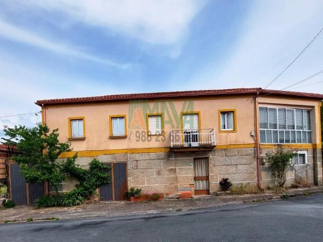 Villa en venta en O Pereiro De Aguiar, O Pereiro de Alén