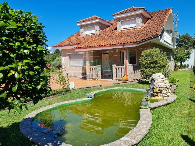 Villa en venta en O Pereiro De Aguiar, O Pereiro de Alén