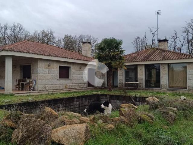 Chalet en venta en O Pereiro De Aguiar, Ourense