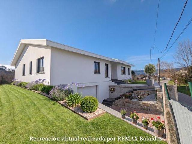 Chalet en venta en O Porriño, Vigo