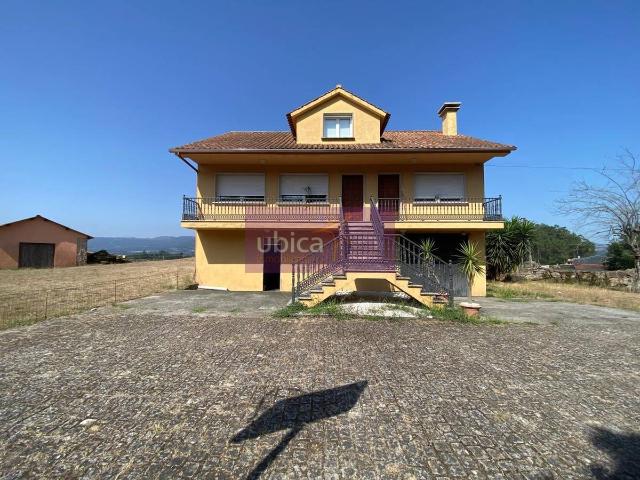 Chalet en venta en O Porriño