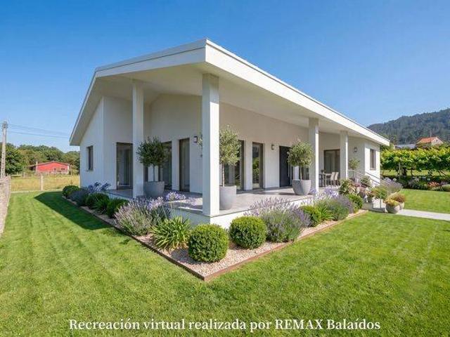 Chalet en venta en O Porriño, Vigo
