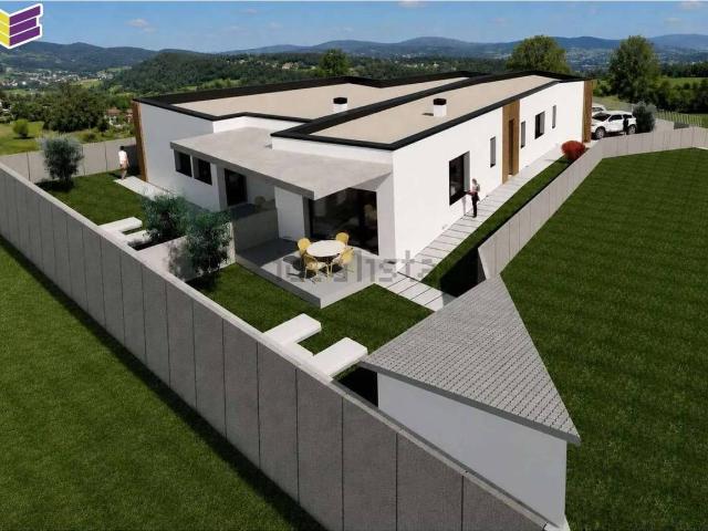 Chalet en venta en O Porriño, Vigo