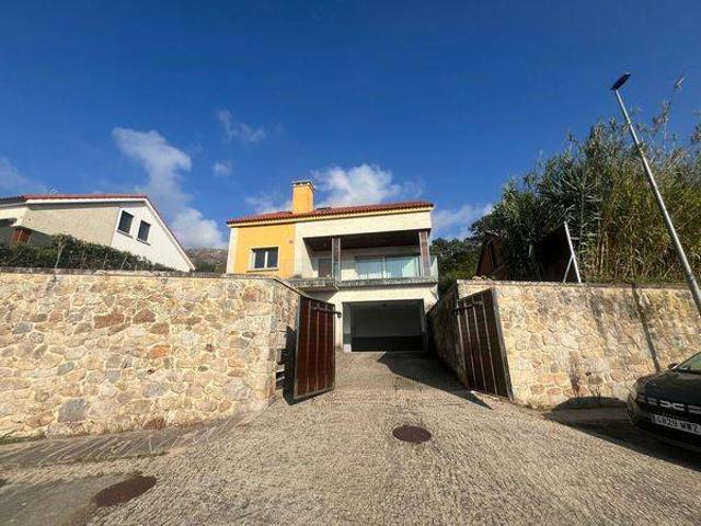Chalet en venta en O Rosal, O Baixo Miño