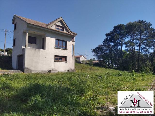 Villa en venta en O Rosal