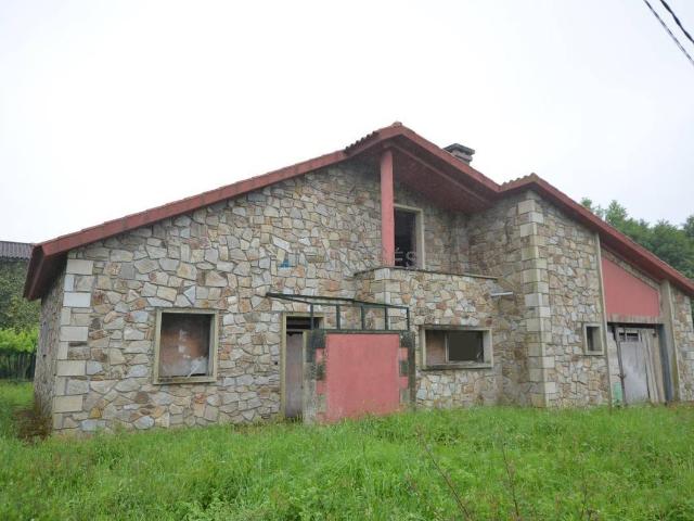 Villa en venta en O Rosal