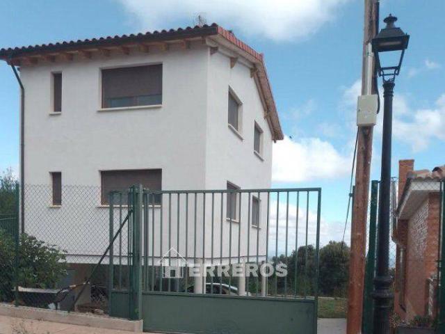 Chalet en venta en Ocón, La Rioja