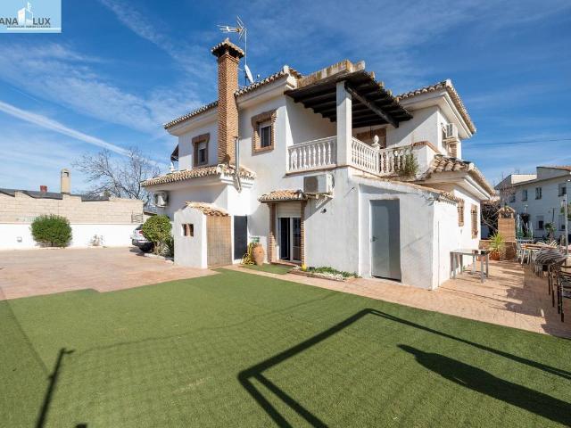 Chalet en venta en Comarca de la Vega de Granada, Andalucía