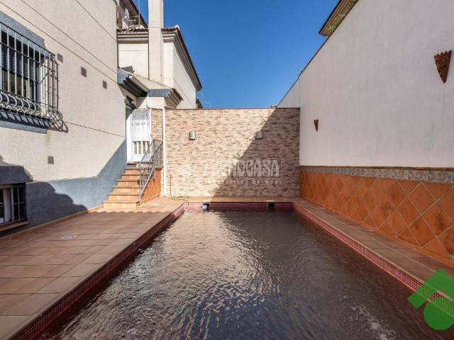 Chalet en venta en Ogíjares, Granada