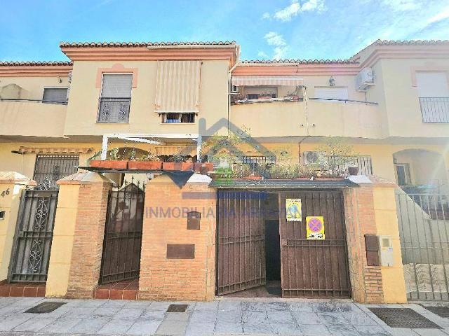 Chalet en venta en Ogíjares, Granada