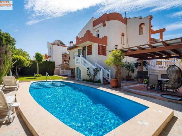 Chalet en venta en Ogíjares, Granada