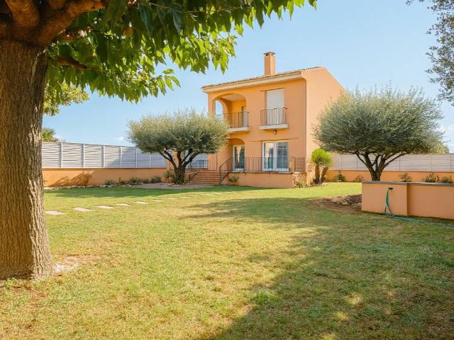 Chalet en venta en Sant Miquel d'Olèrdola, Alt Penedès