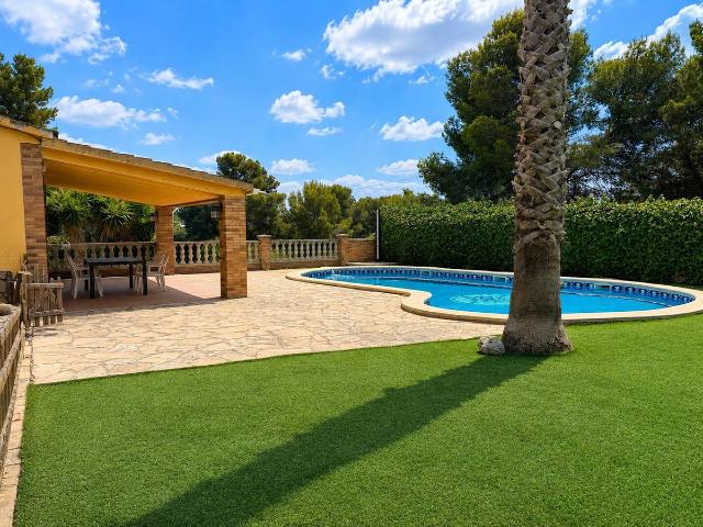 Chalet en venta en Sant Miquel d'Olèrdola, Alt Penedès