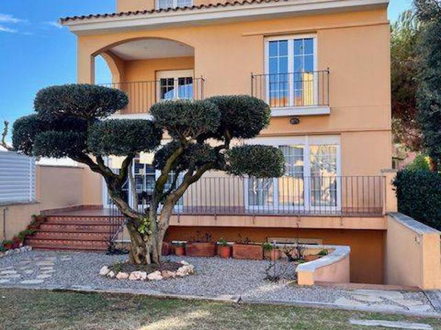 Chalet en venta en Sant Miquel d'Olèrdola, Alt Penedès